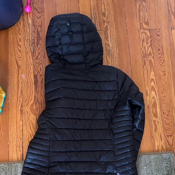 Patagonia Black Puffer Jacket - Picture 6 of 6